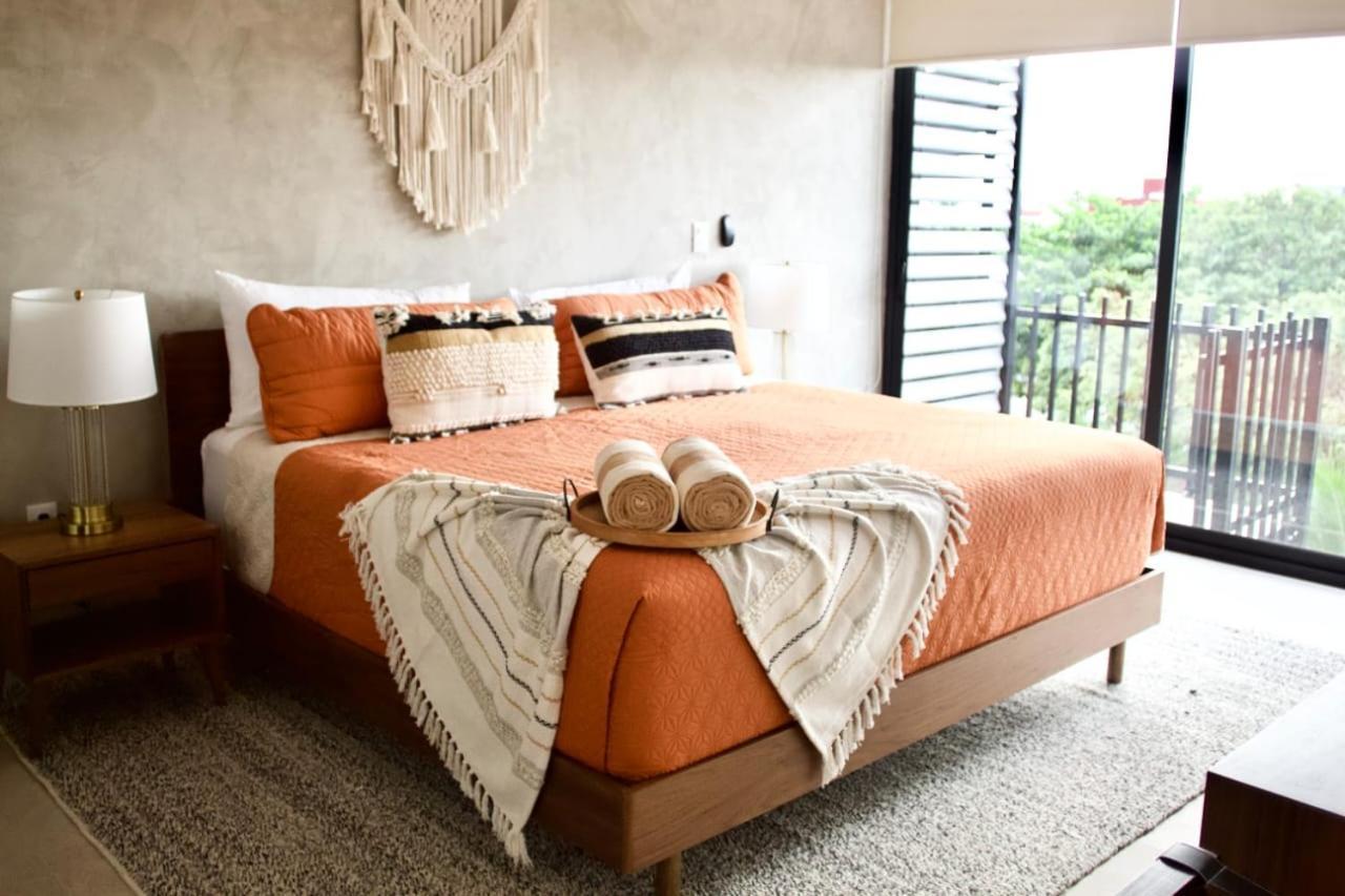 Urban Towers - Brand New Contemporary In Downtown Playa del Carmen
